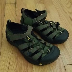 Kids Keen Newport sandals